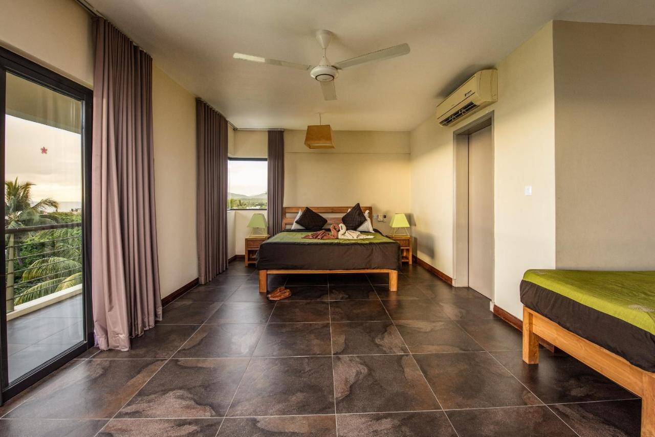 Happy Days Guest House Le Morne Extérieur photo