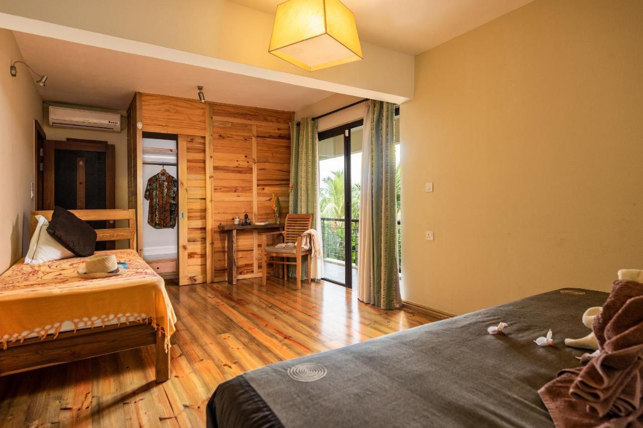 Happy Days Guest House Le Morne Extérieur photo
