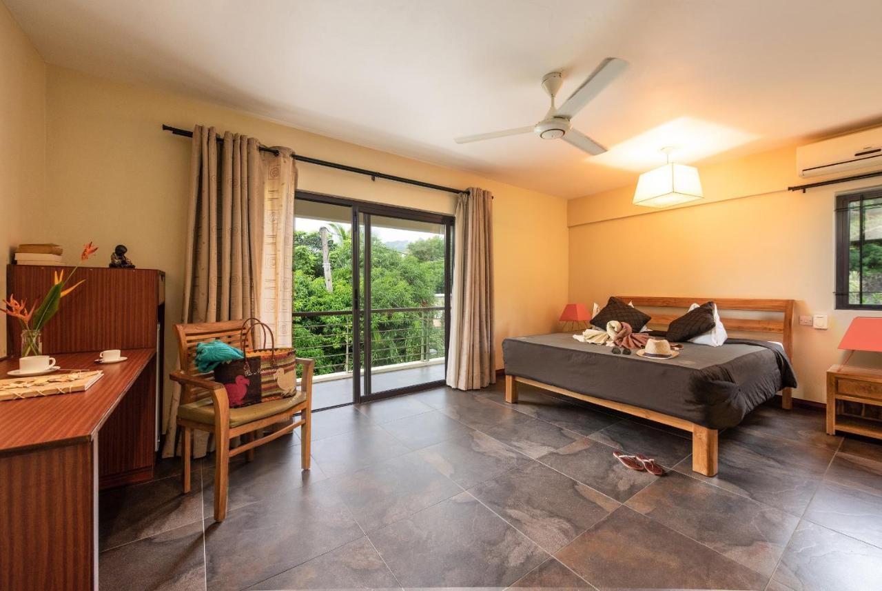 Happy Days Guest House Le Morne Extérieur photo