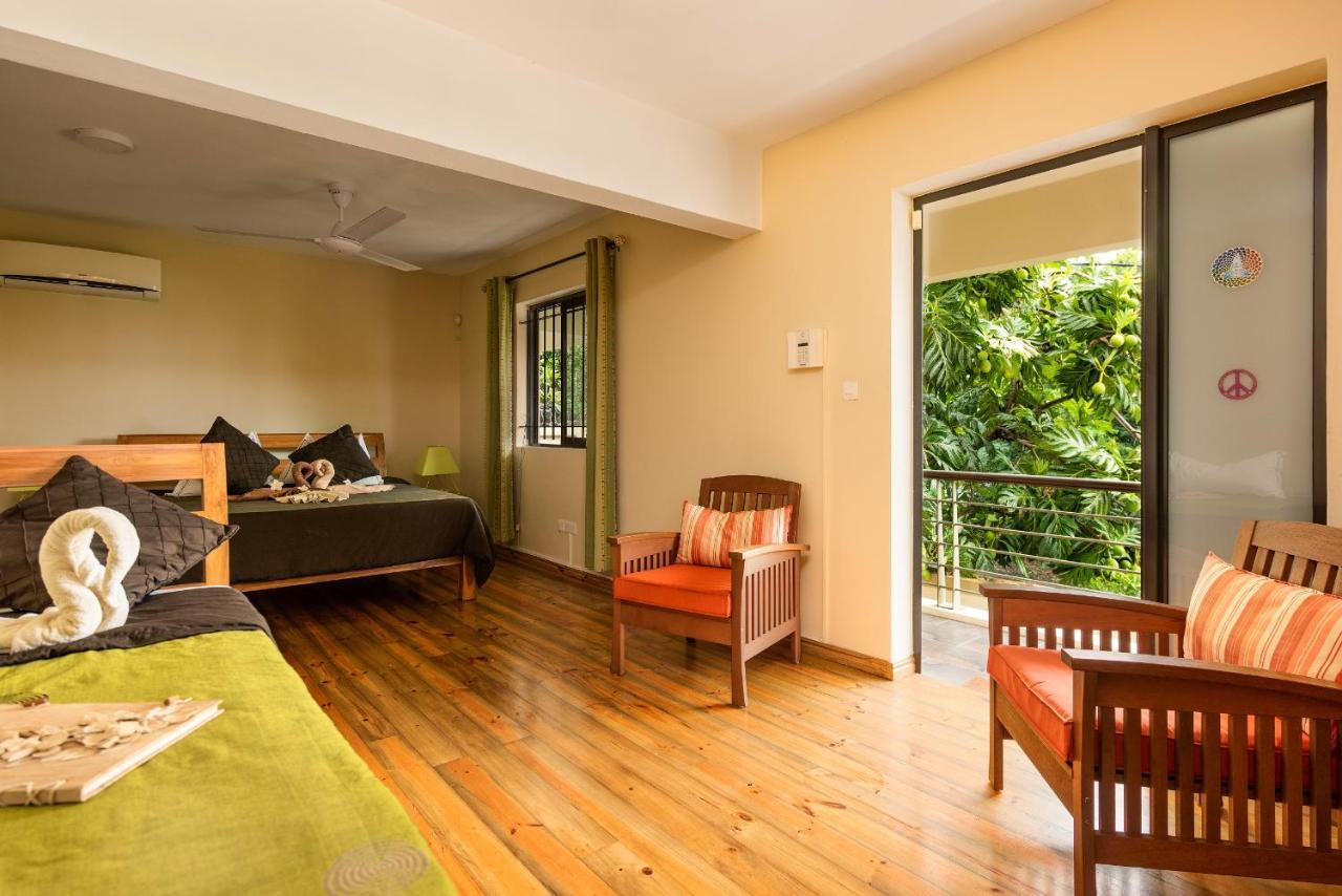 Happy Days Guest House Le Morne Extérieur photo