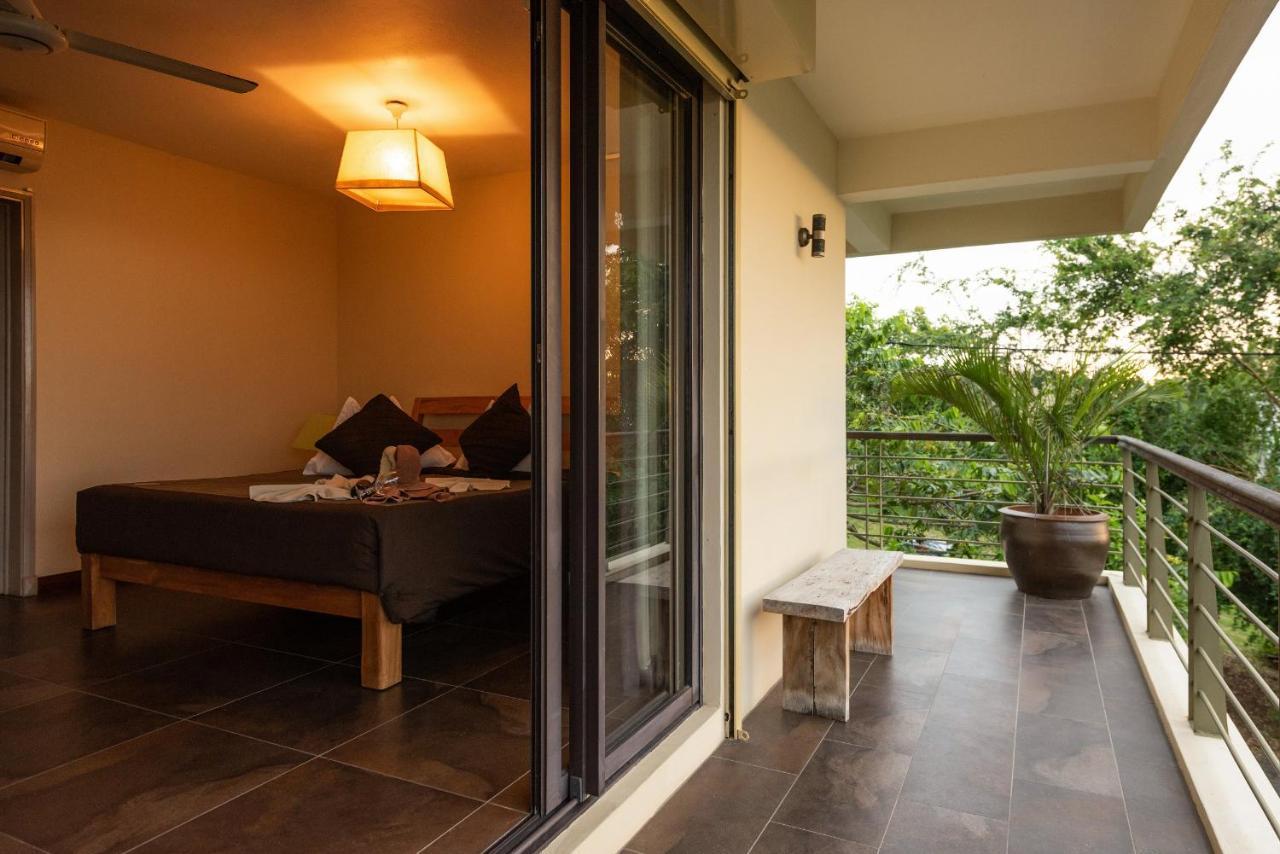Happy Days Guest House Le Morne Extérieur photo